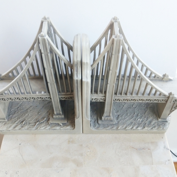 TMS Other - Golden Gate Bridge Bookends less than perfect